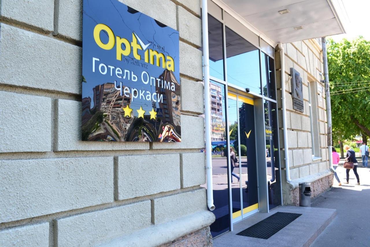 Optima Cherkasy Hotel Exterior photo